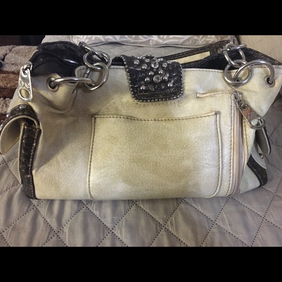Purse - Picture 2 of 3